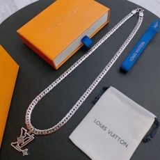 Louis Vuitton Necklaces